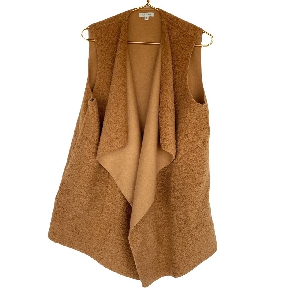 SALE 🛍️ MAX STUDIO Teddy sherpa vest Womens size M